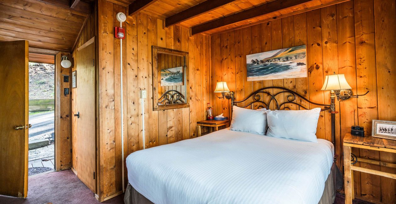 Northern California Cabin Rental Deluxe Lodging on the Sonoma Coast